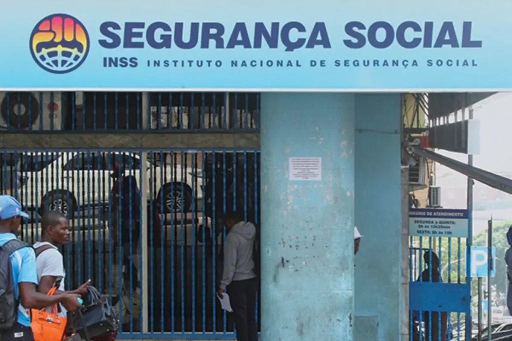 Executivo aprova Kz 7,38 mil milhões para modernizar Data Center do INSS após alerta sobre obsolescência tecnológica