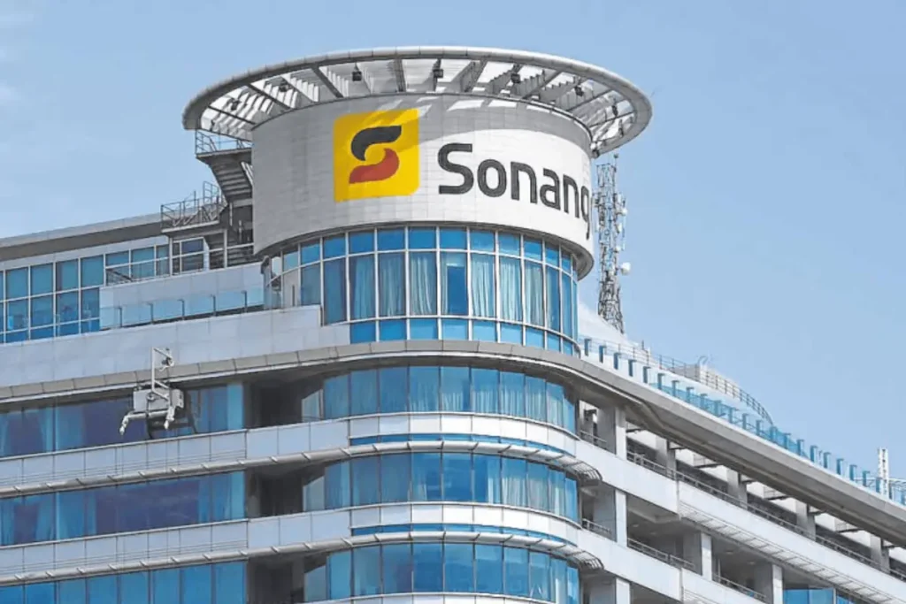 Sonangol garante financiamento de 2,65 mil milhões de dólares junto de bancos internacionais