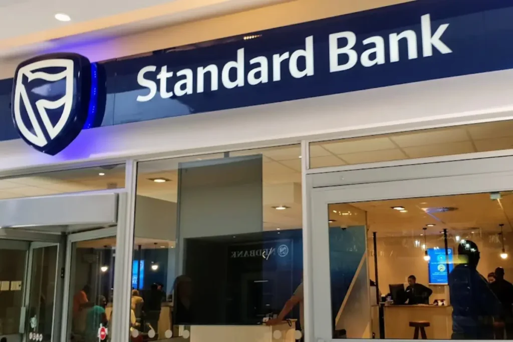 Standard Bank reforça apoio à IPO da Dangote Refinery e expansão em África